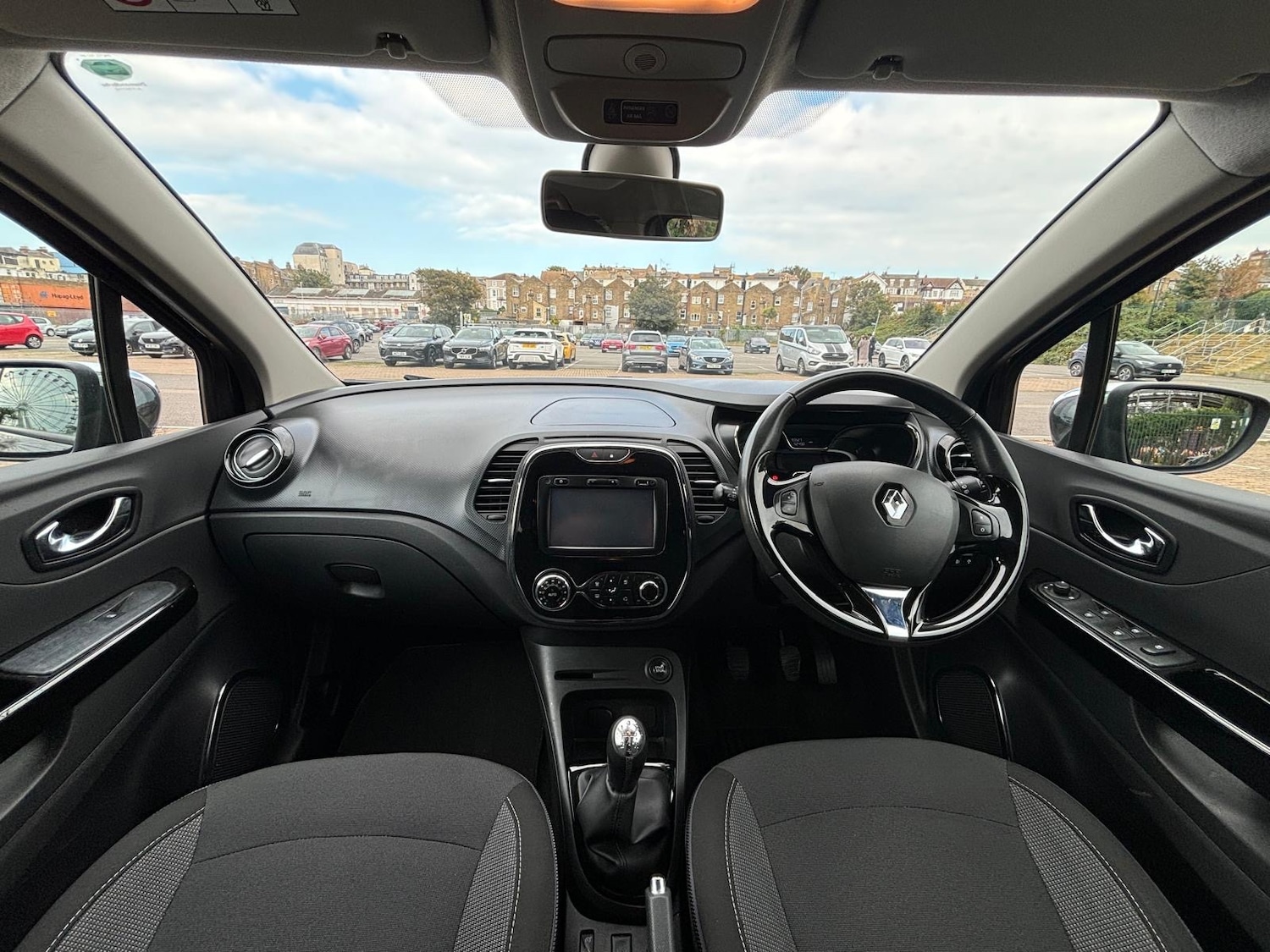 Used Renault Captur 2014 for sale - 76113885: Photo 10