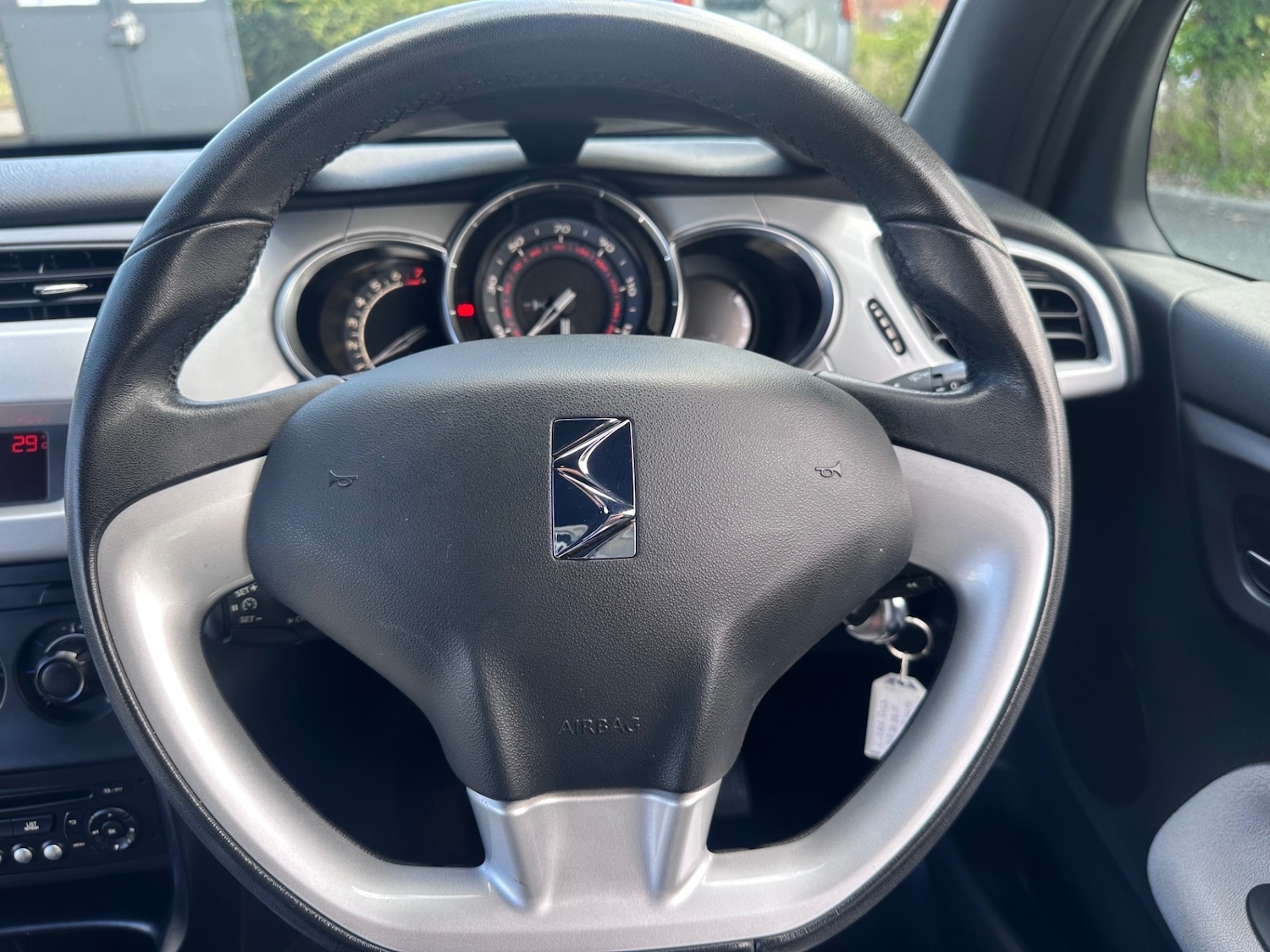 Used DS Automobiles DS 3 2016 for sale - 76145765: Photo 11