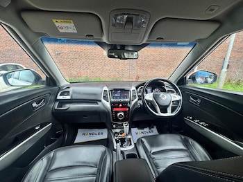Used Ssangyong Tivoli 2017 for sale - 75400508: Photo