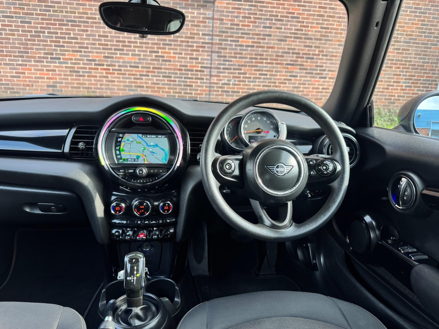 Used MINI Convertible 2019 for sale - 77957290: Photo 25