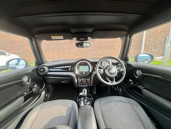 Used MINI Convertible 2019 for sale - 77957290: Photo