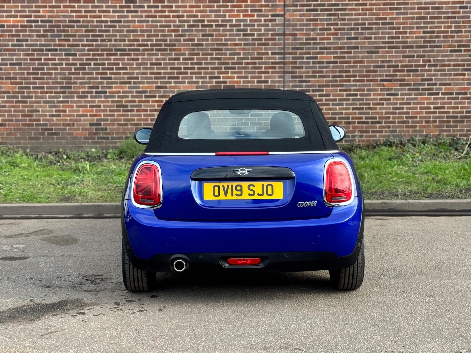 Used MINI Convertible 2019 for sale - 77957290: Photo 9
