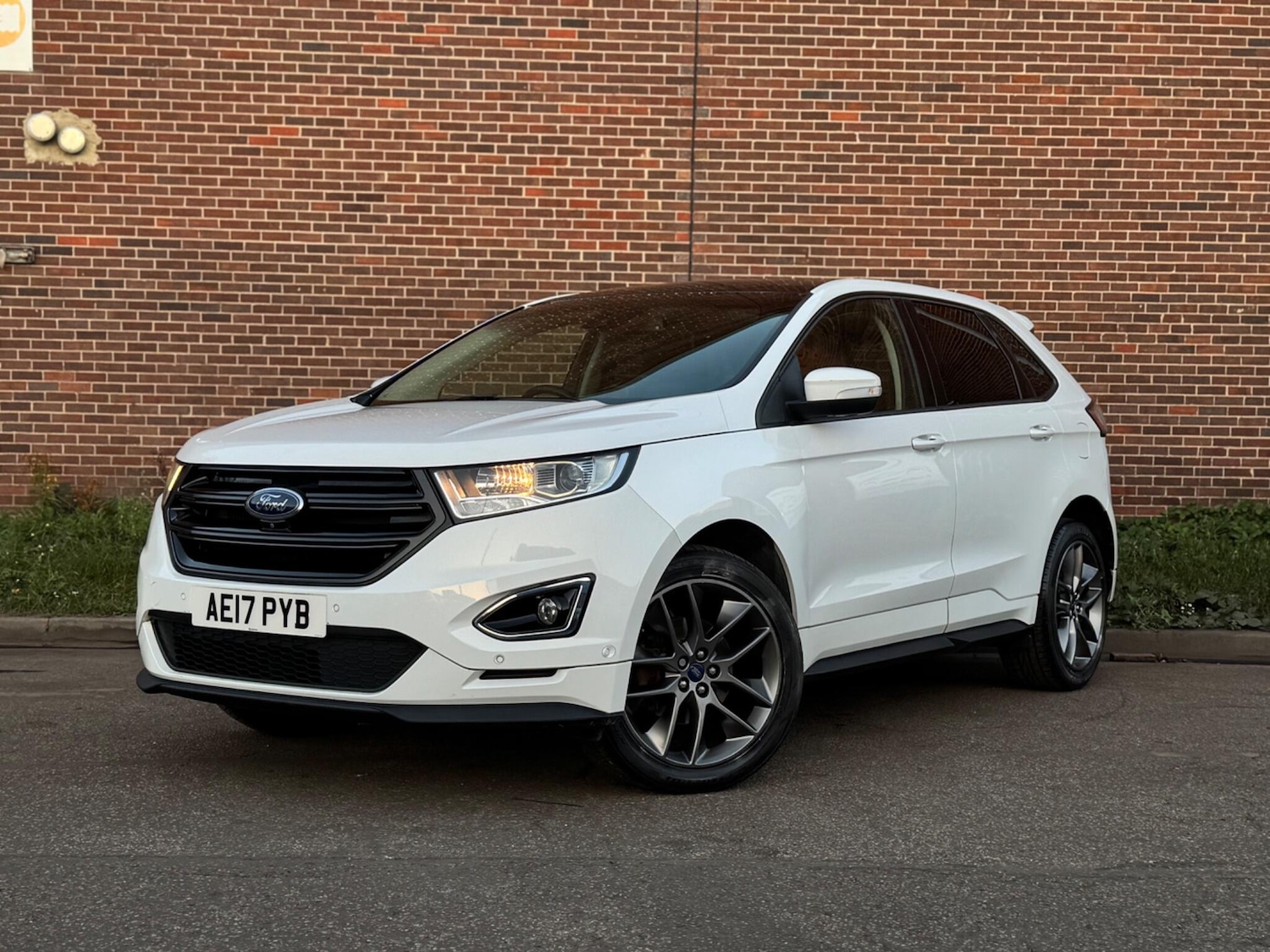 Used Ford Edge 2017 for sale - 76573465: Photo 2