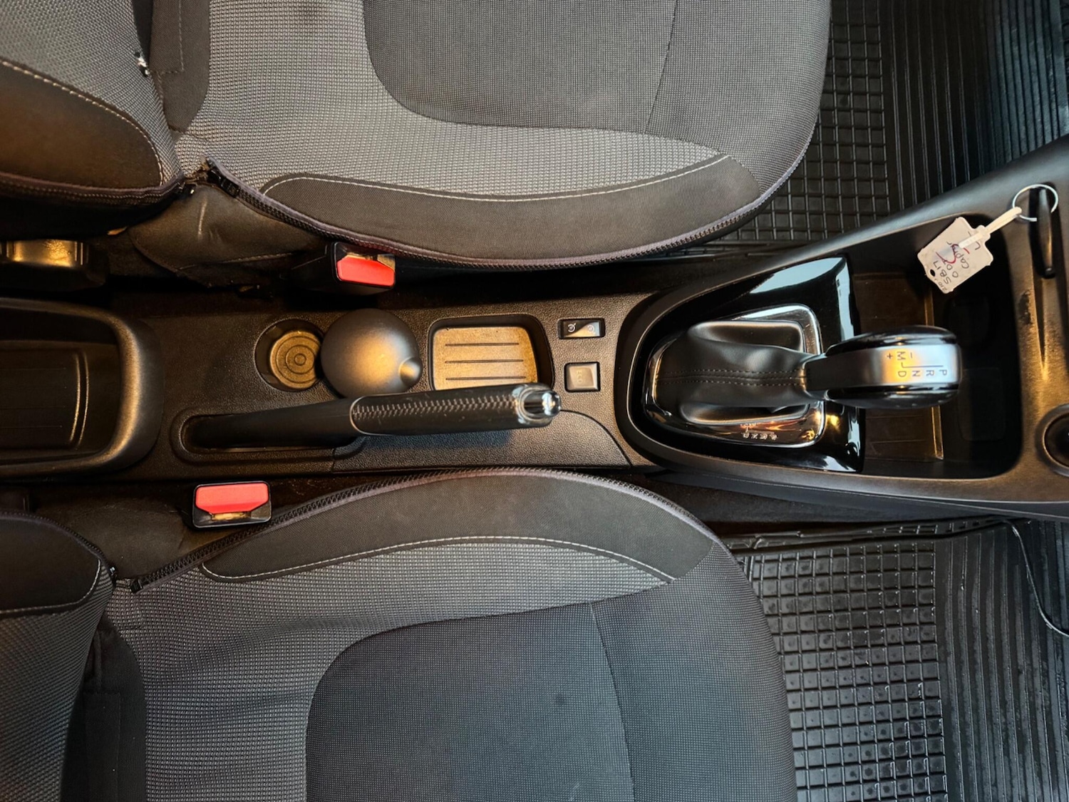 Used Renault Captur for sale - 77683936: Photo 45