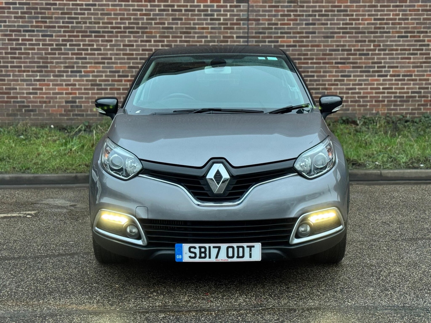 Used Renault Captur for sale - 77683936: Photo 8