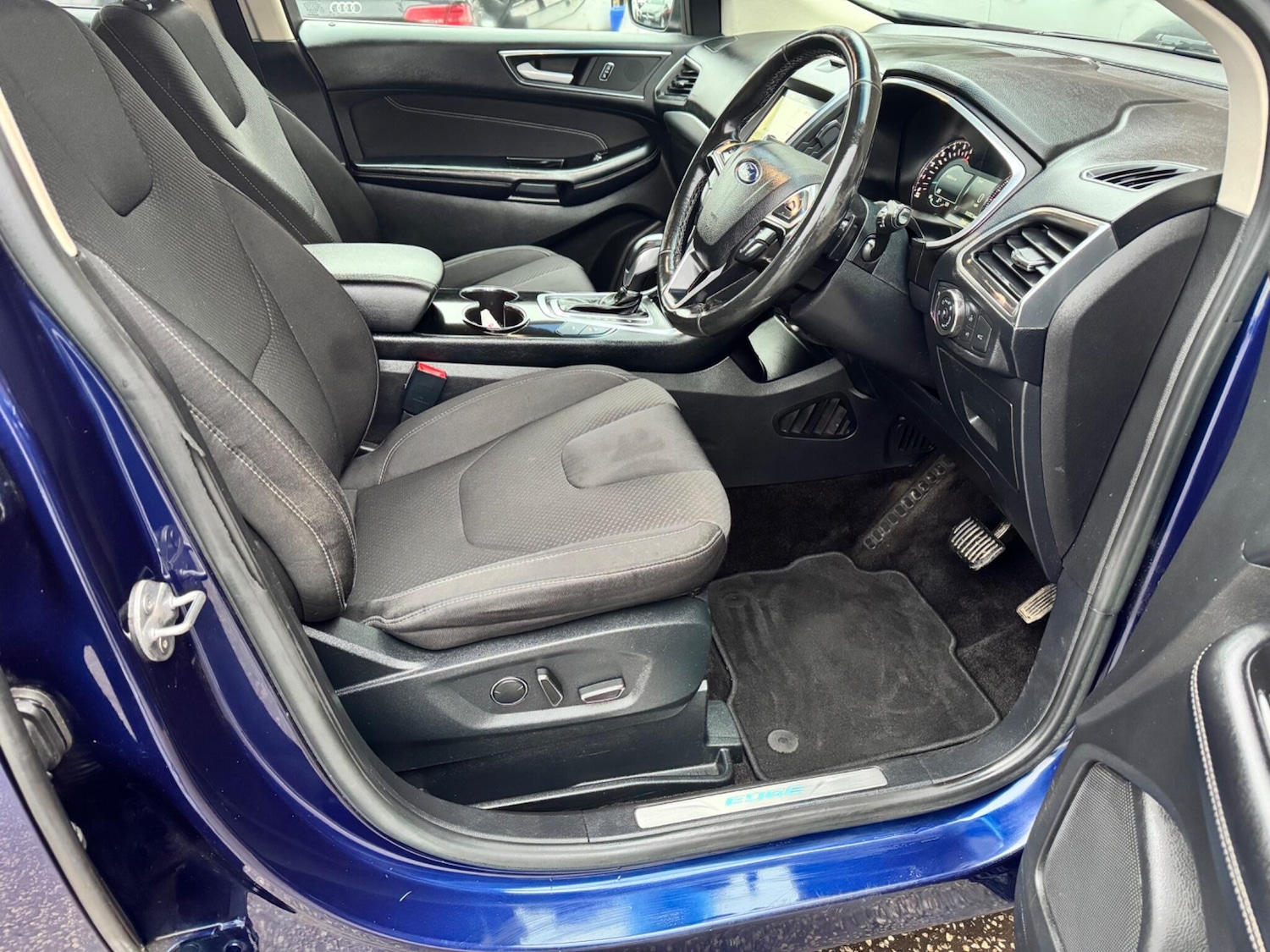 Used Ford Edge 2017 for sale - 77440458: Photo 28