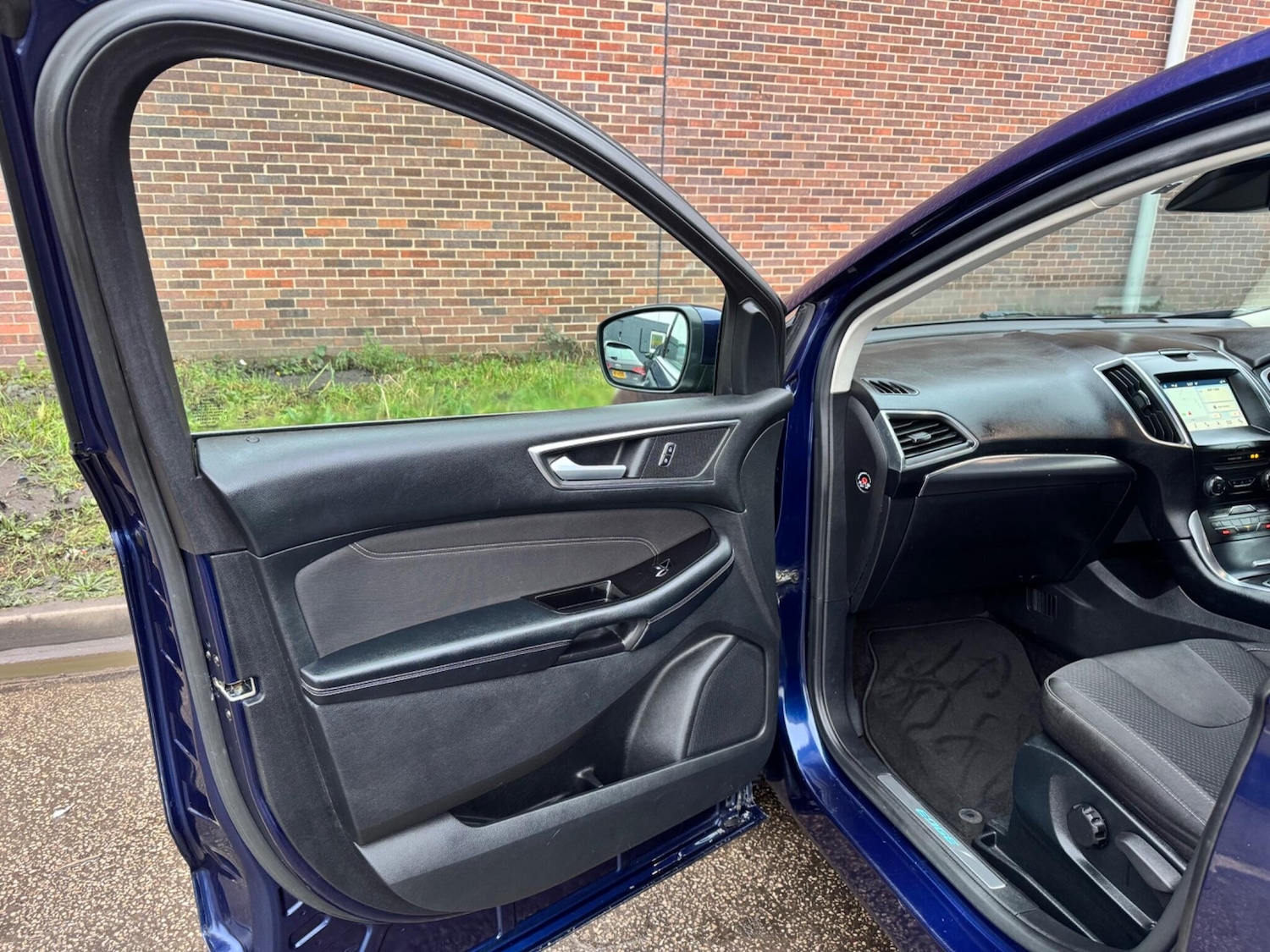 Used Ford Edge 2017 for sale - 77440458: Photo 37