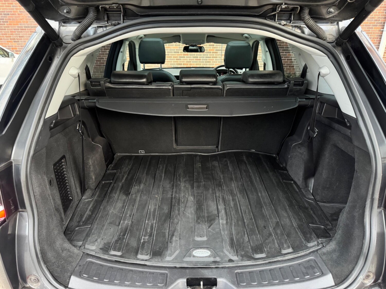 Used Land Rover Discovery Sport 2016 for sale - 77839801: Photo 19