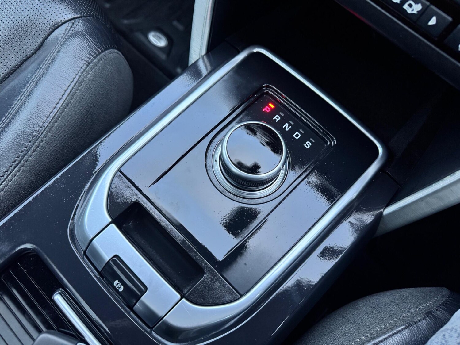 Used Land Rover Discovery Sport 2016 for sale - 77839801: Photo 24