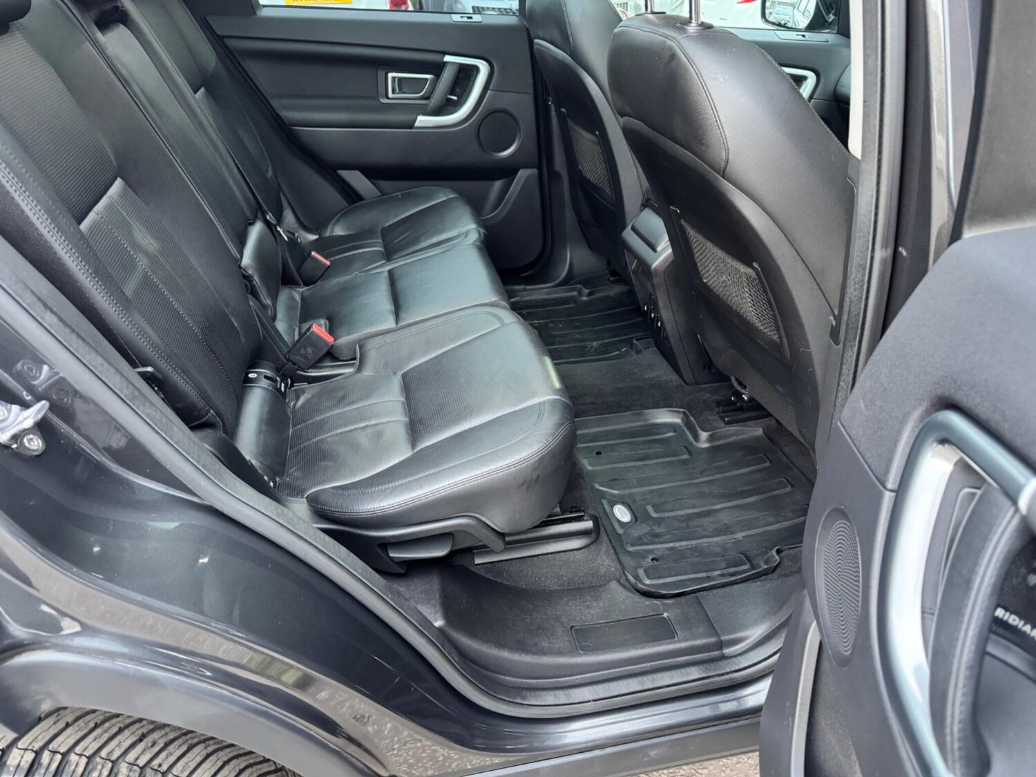 Used Land Rover Discovery Sport 2016 for sale - 77839801: Photo 28