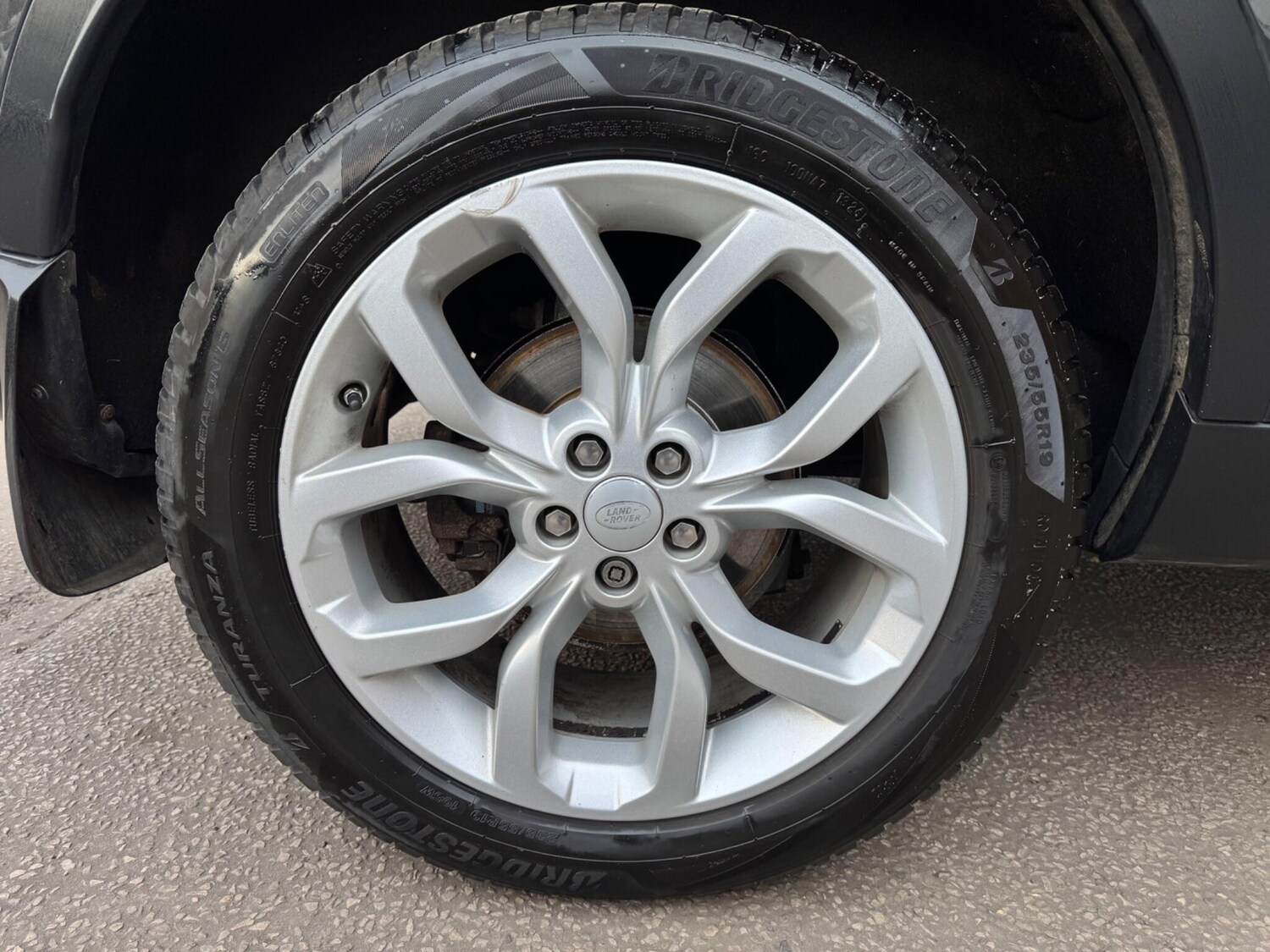 Used Land Rover Discovery Sport 2016 for sale - 77839801: Photo 45