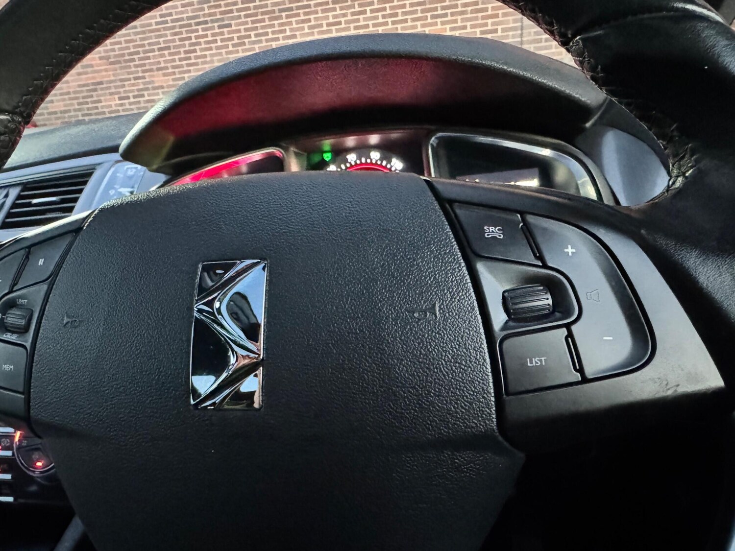 Used DS Automobiles DS 5 2018 for sale - 76633111: Photo 28