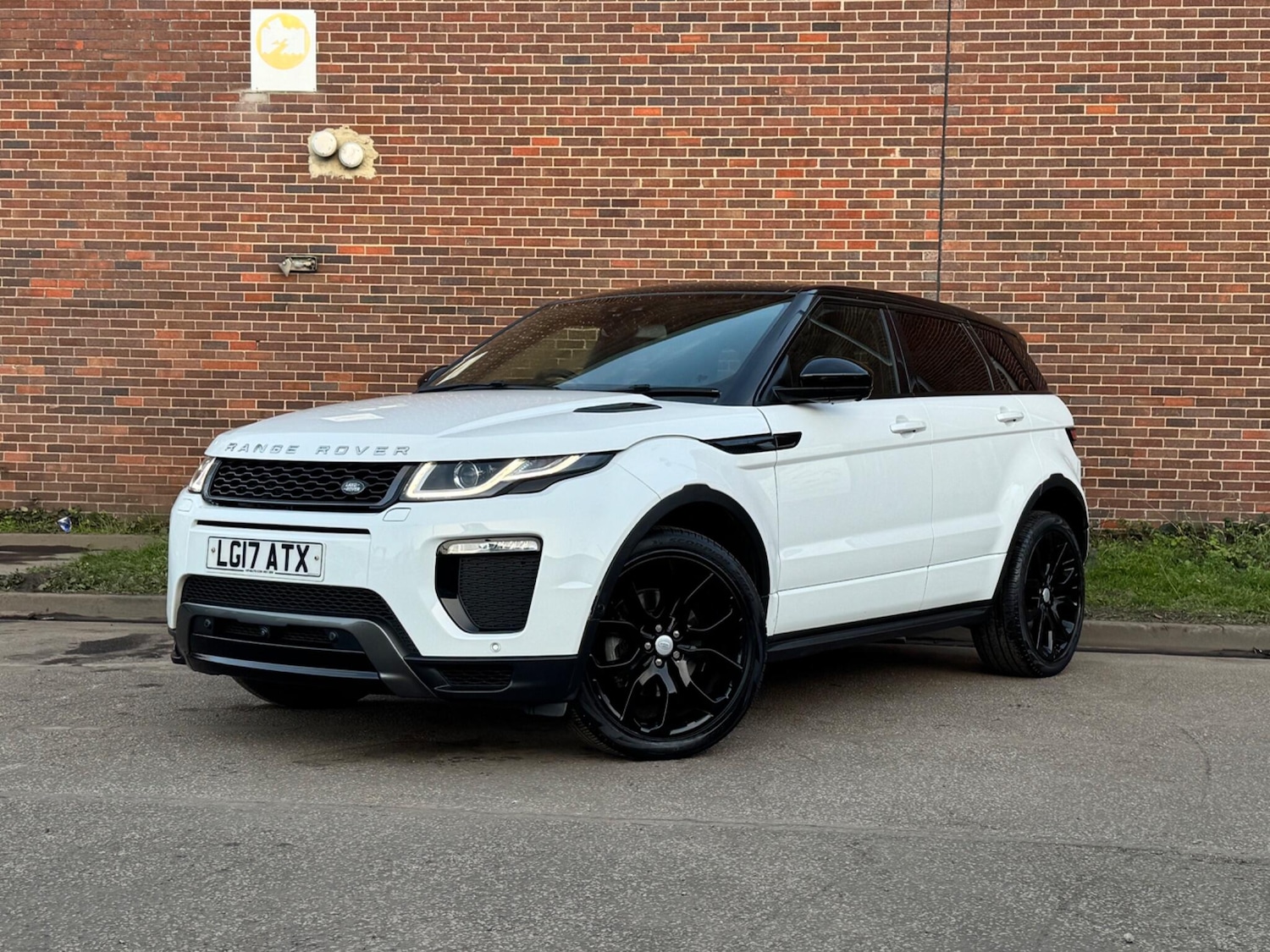 Used Land Rover Range Rover Evoque 2017 for sale - 78058505: Photo 2