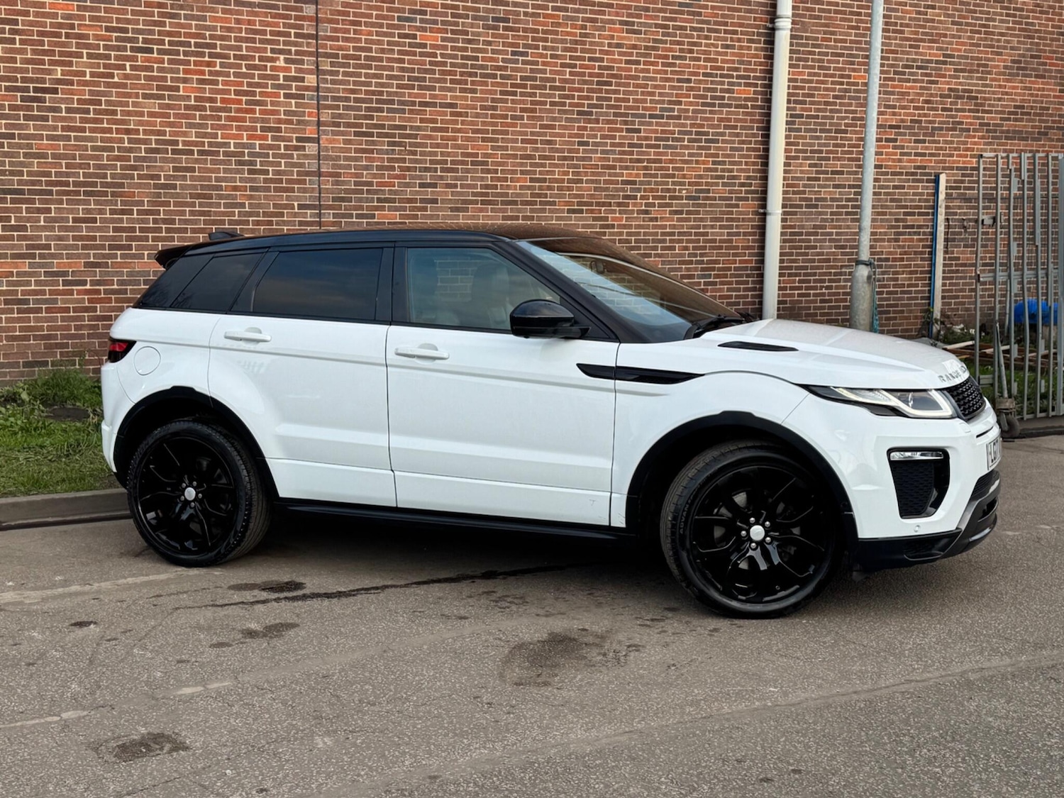 Used Land Rover Range Rover Evoque 2017 for sale - 78058505: Photo 7