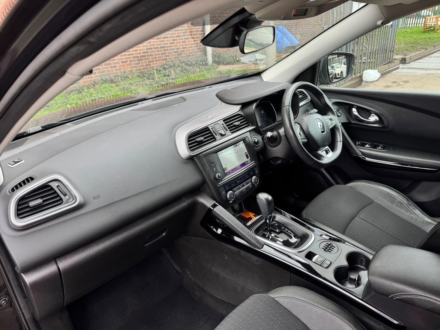 Used Renault Kadjar for sale - 77808402: Photo 27