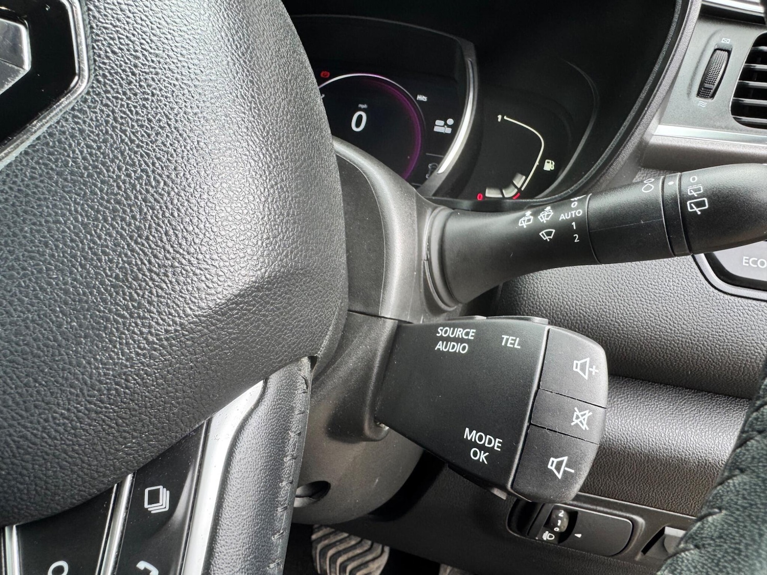 Used Renault Kadjar for sale - 77808402: Photo 36