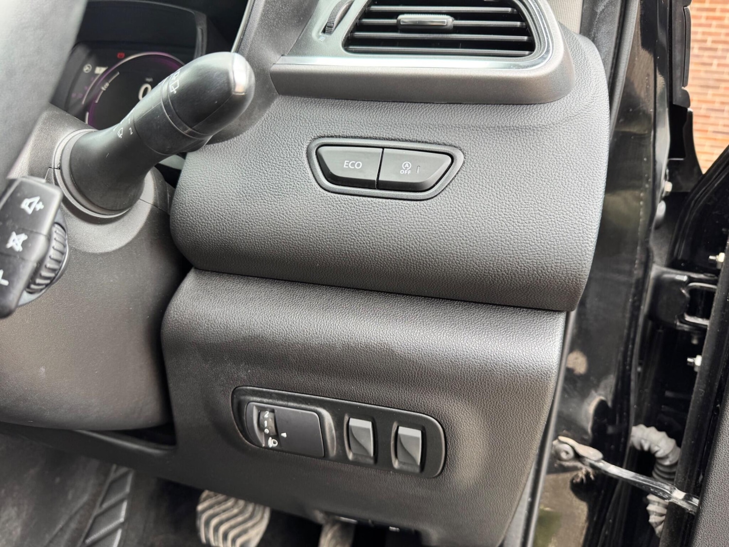 Used Renault Kadjar for sale - 77808402: Photo 37