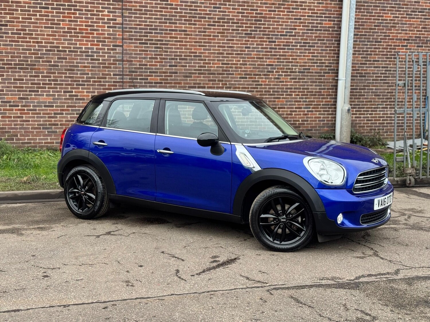 Used MINI Countryman 2016 for sale - 77909212: Photo 7