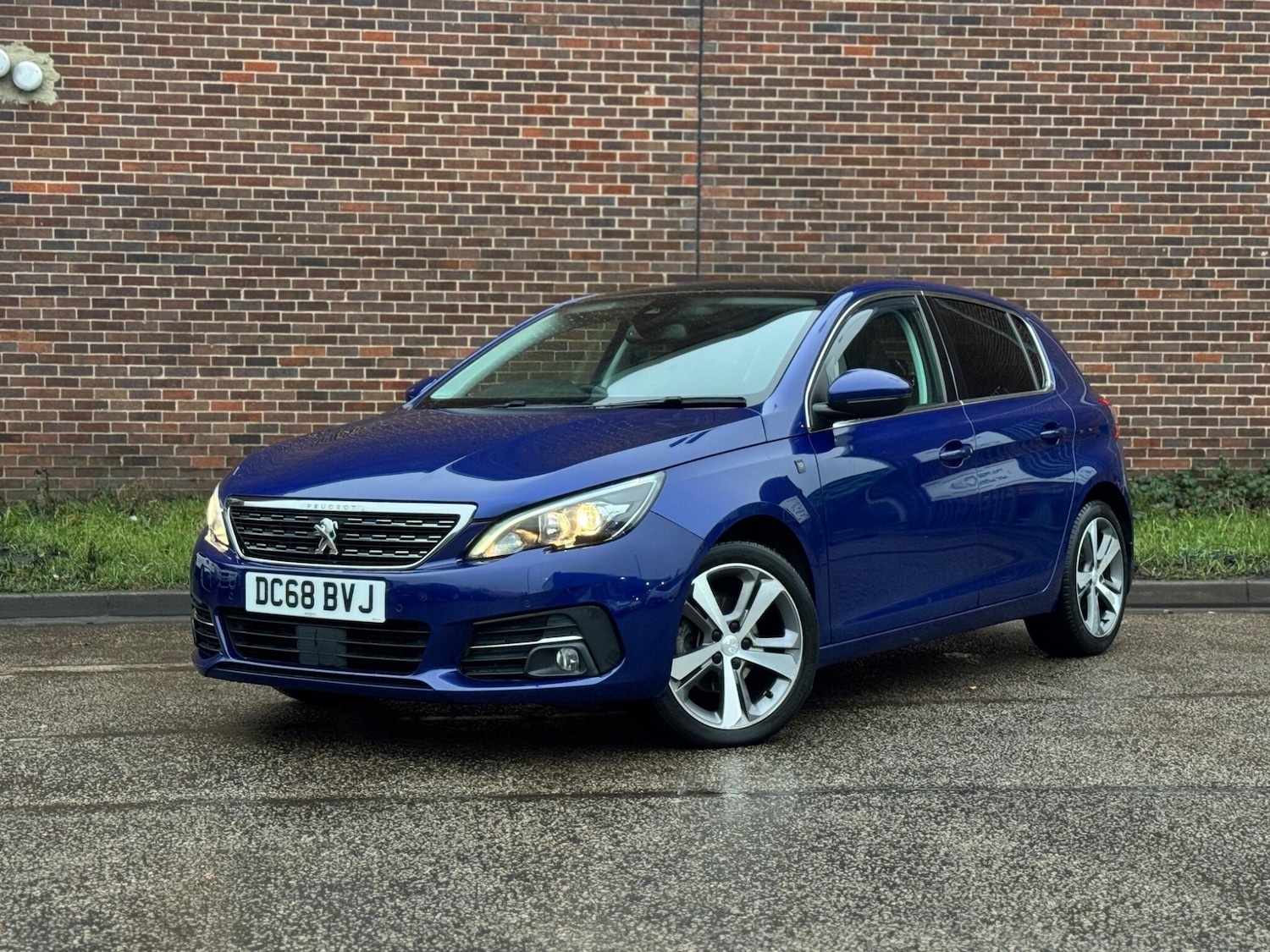 Used Peugeot 308 2018 for sale - 77396669: Photo 2