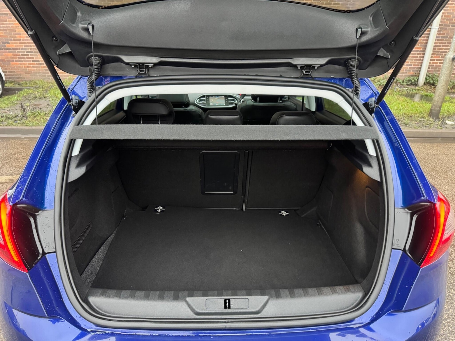 Used Peugeot 308 2018 for sale - 77396669: Photo 20