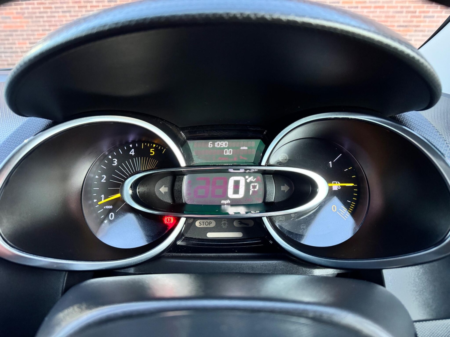 Used Renault Clio 2015 for sale - 77230048: Photo 10