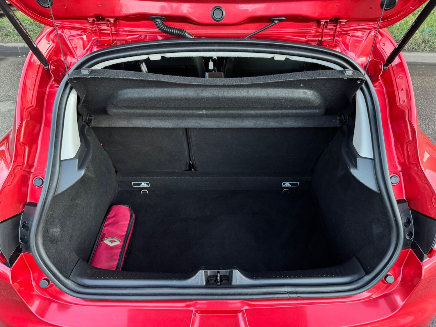 Used Renault Clio 2015 for sale - 77230048: Photo 20