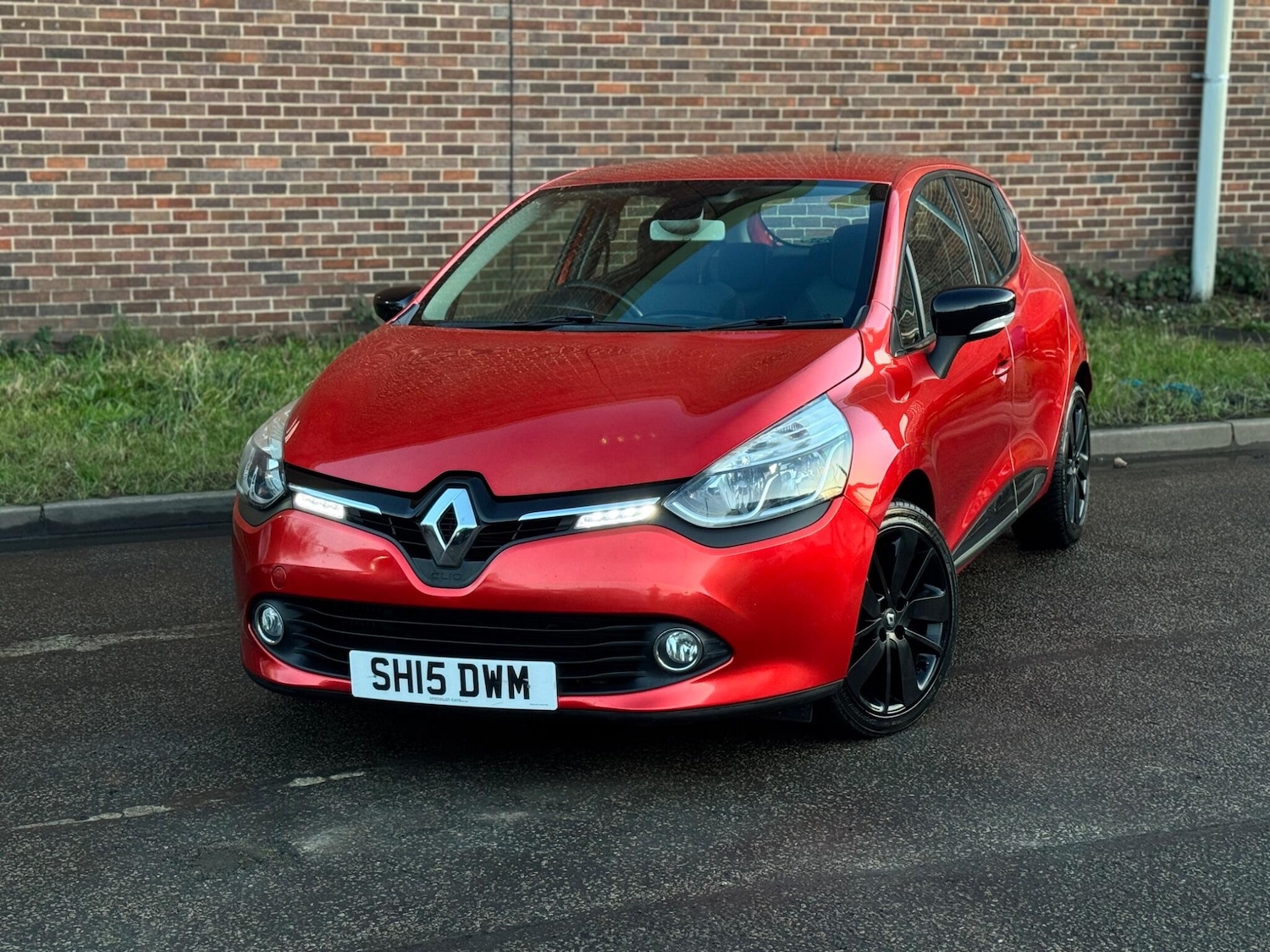 Used Renault Clio 2015 for sale - 77230048: Photo 9