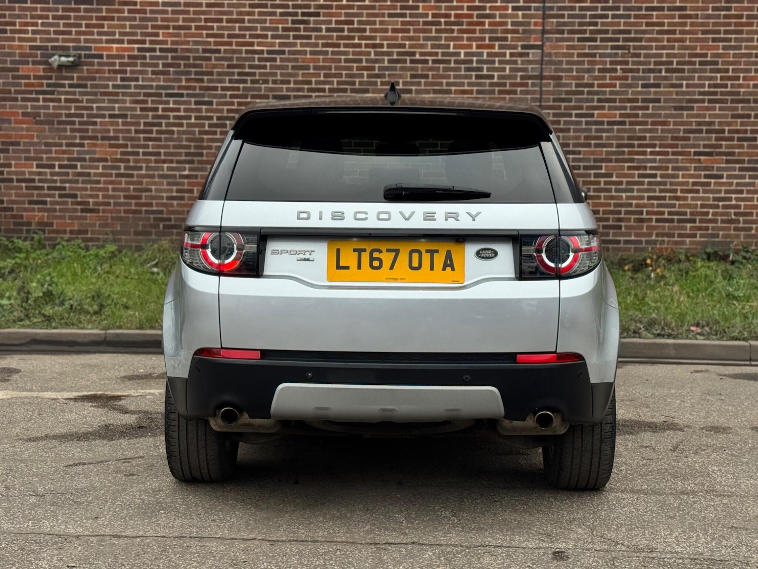 Used Land Rover Discovery Sport 2017 for sale - 77074496: Photo 11