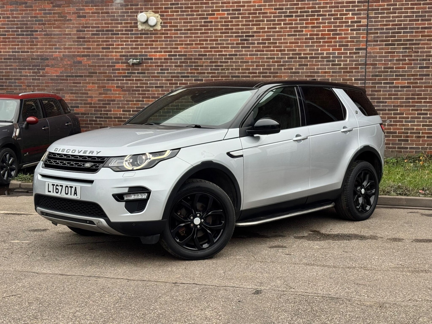 Used Land Rover Discovery Sport 2017 for sale - 77074496: Photo 14