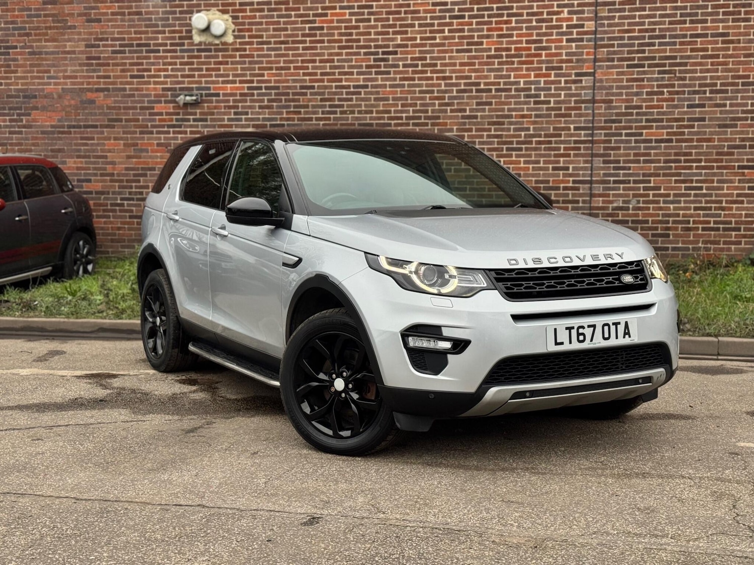 Used Land Rover Discovery Sport 2017 for sale - 77074496: Photo 17