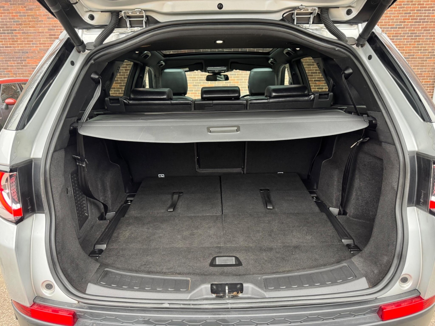 Used Land Rover Discovery Sport 2017 for sale - 77074496: Photo 19