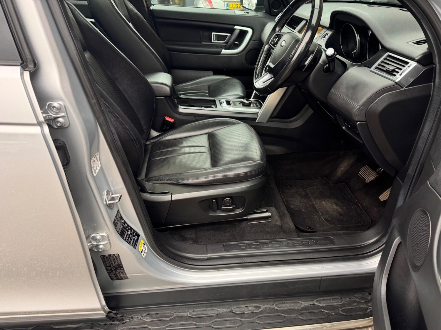 Used Land Rover Discovery Sport 2017 for sale - 77074496: Photo 27