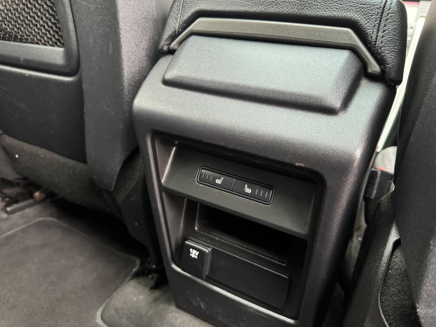 Used Land Rover Discovery Sport 2017 for sale - 77074496: Photo 33