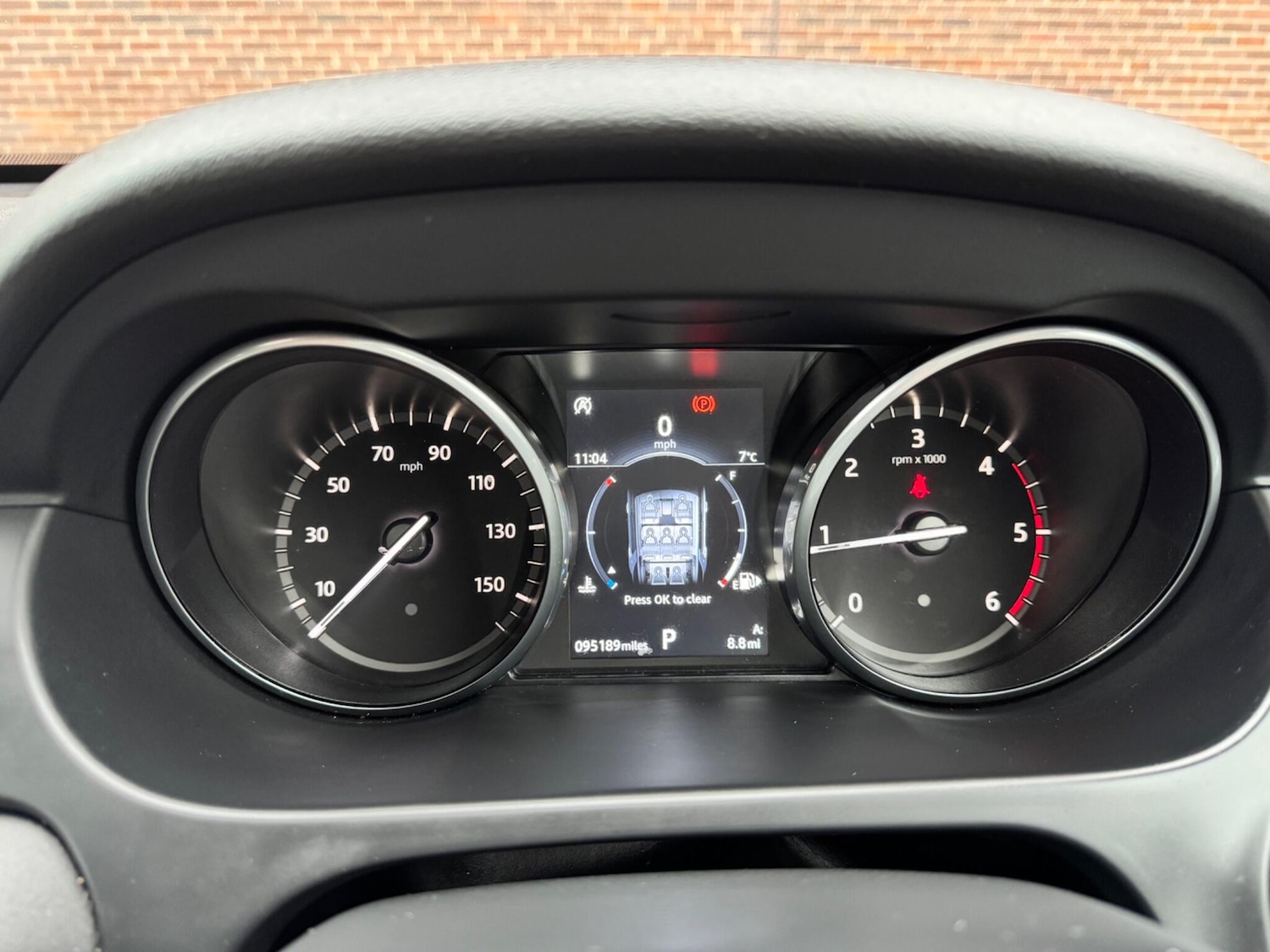 Used Land Rover Discovery Sport 2017 for sale - 77074496: Photo 9