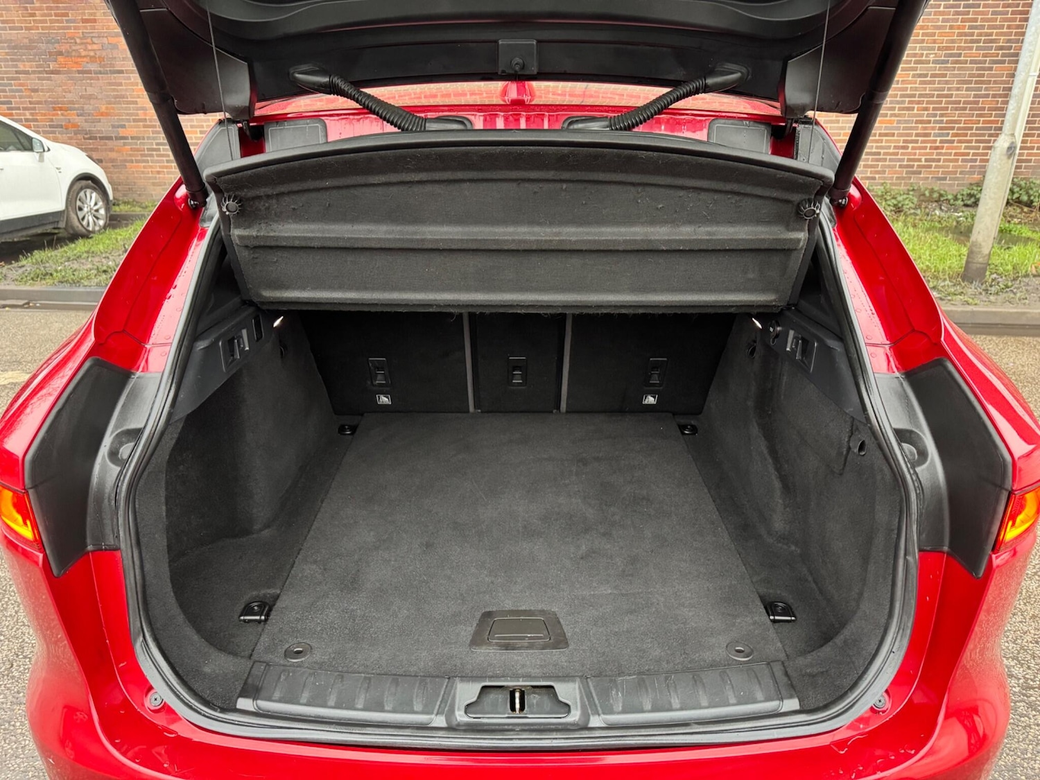 Used Jaguar F-Pace 2017 for sale - 77574466: Photo 23