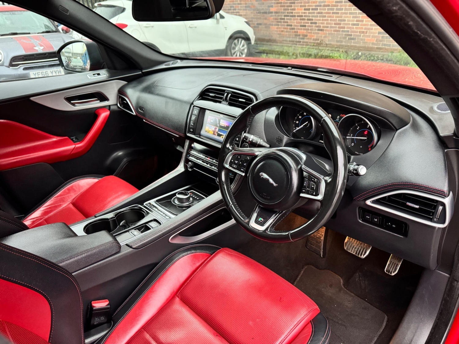 Used Jaguar F-Pace 2017 for sale - 77574466: Photo 29