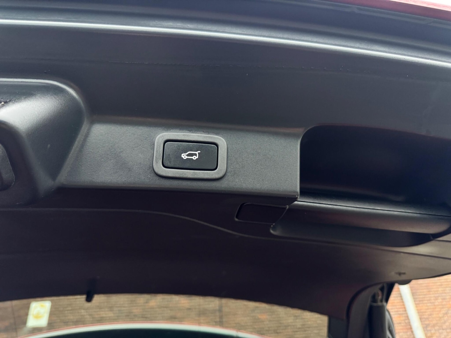 Used Jaguar F-Pace 2017 for sale - 77574466: Photo 33