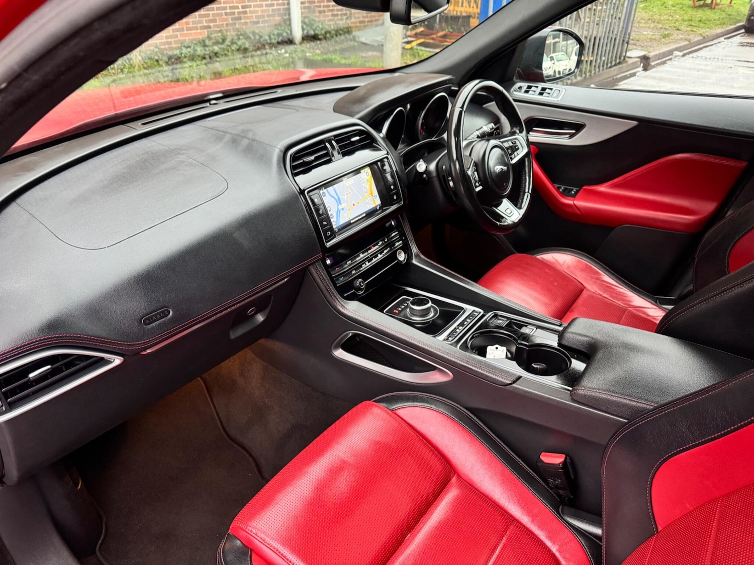 Used Jaguar F-Pace 2017 for sale - 77574466: Photo 37