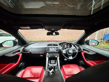 Used Jaguar F-Pace 2017 for sale - 77574466: Photo