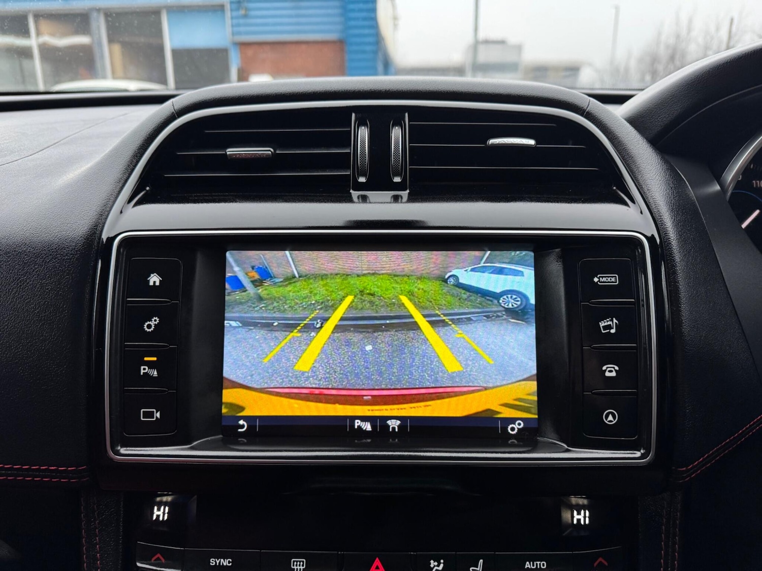 Used Jaguar F-Pace 2017 for sale - 77574466: Photo 48