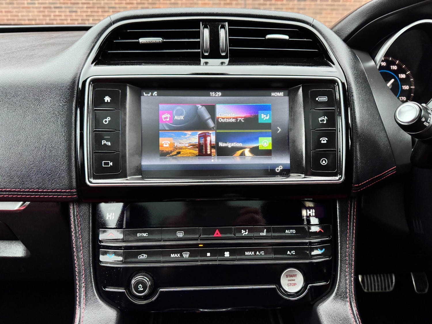 Used Jaguar F-Pace 2017 for sale - 77574466: Photo 52