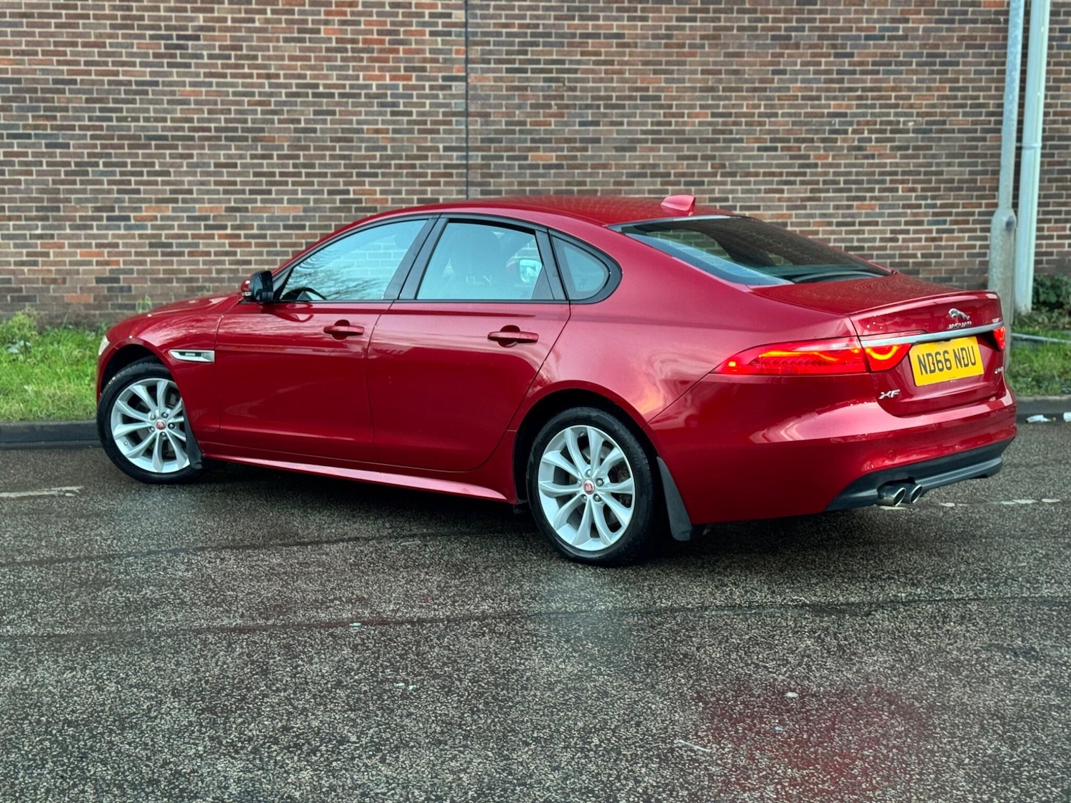 Used Jaguar XF 2017 for sale - 76886551: Photo 16