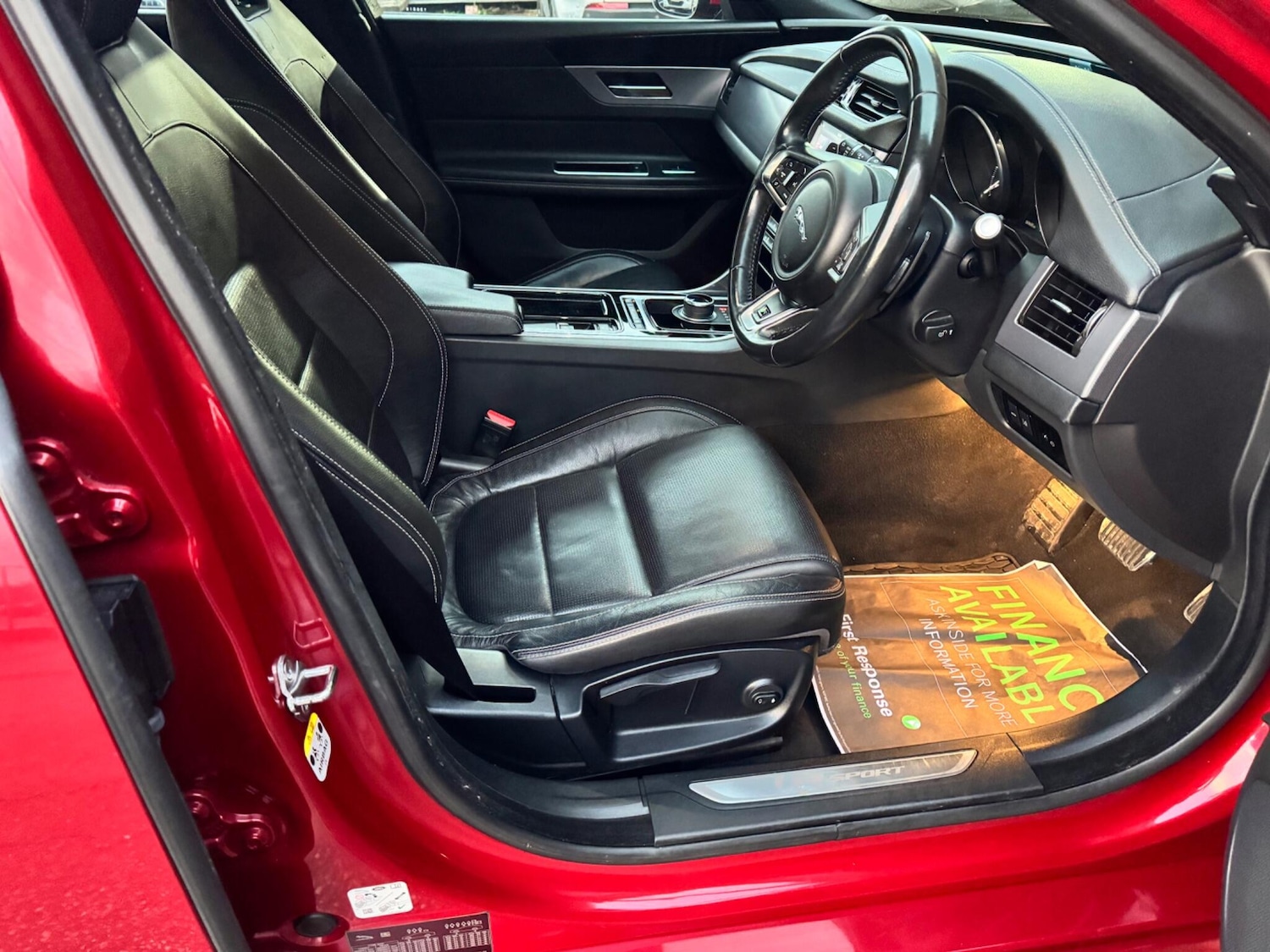 Used Jaguar XF 2017 for sale - 76886551: Photo 26