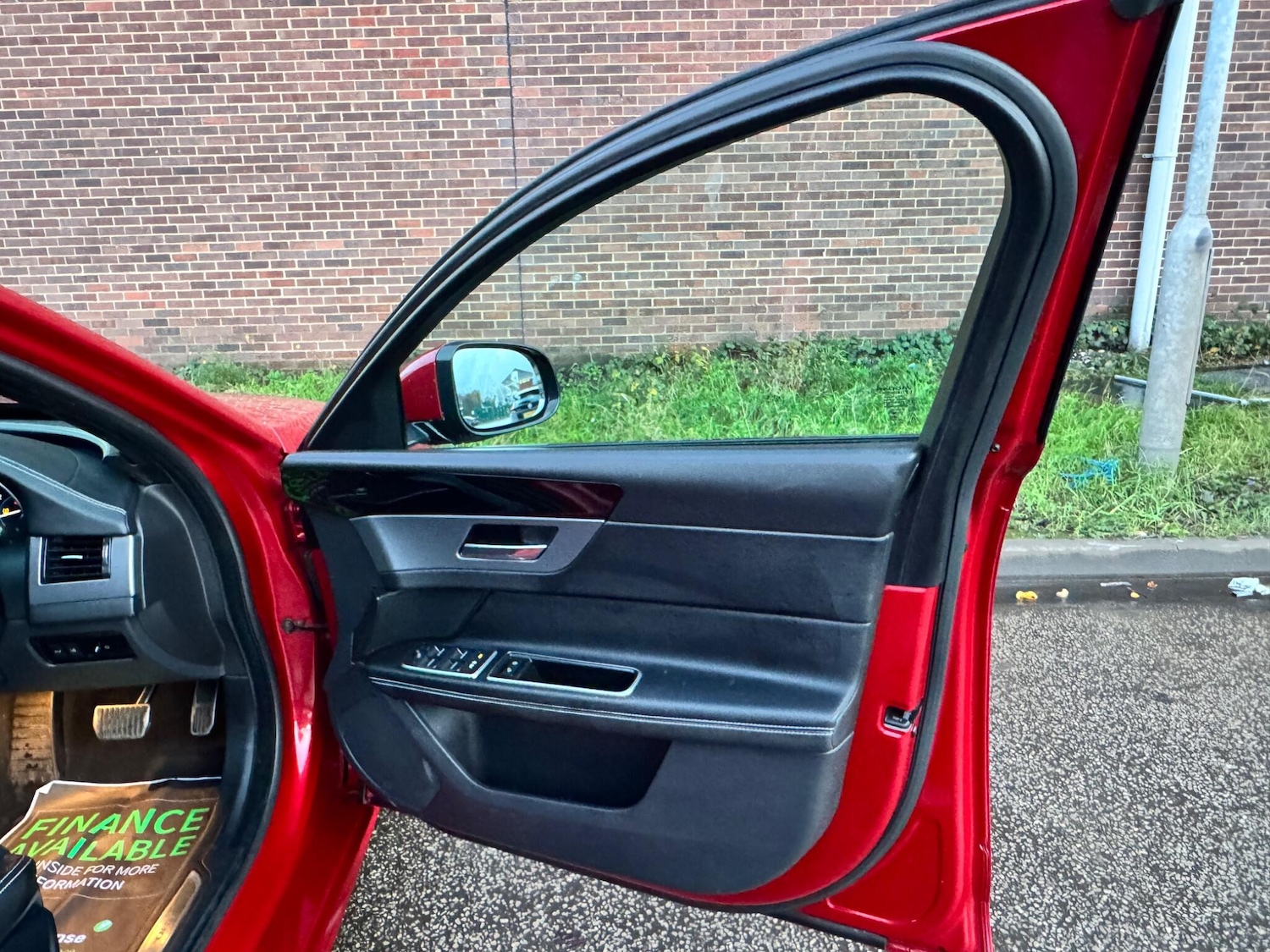 Used Jaguar XF 2017 for sale - 76886551: Photo 36