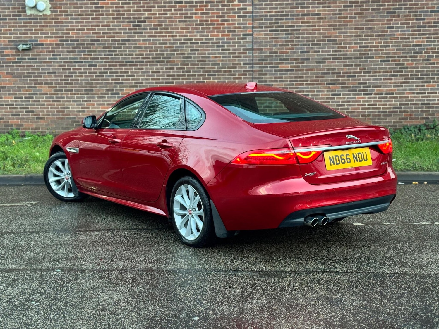 Used Jaguar XF 2017 for sale - 76886551: Photo 4