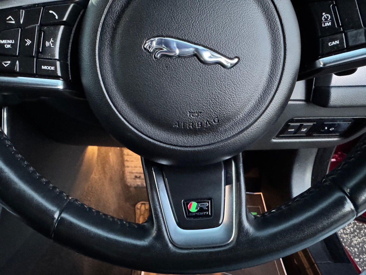 Used Jaguar XF 2017 for sale - 76886551: Photo 46