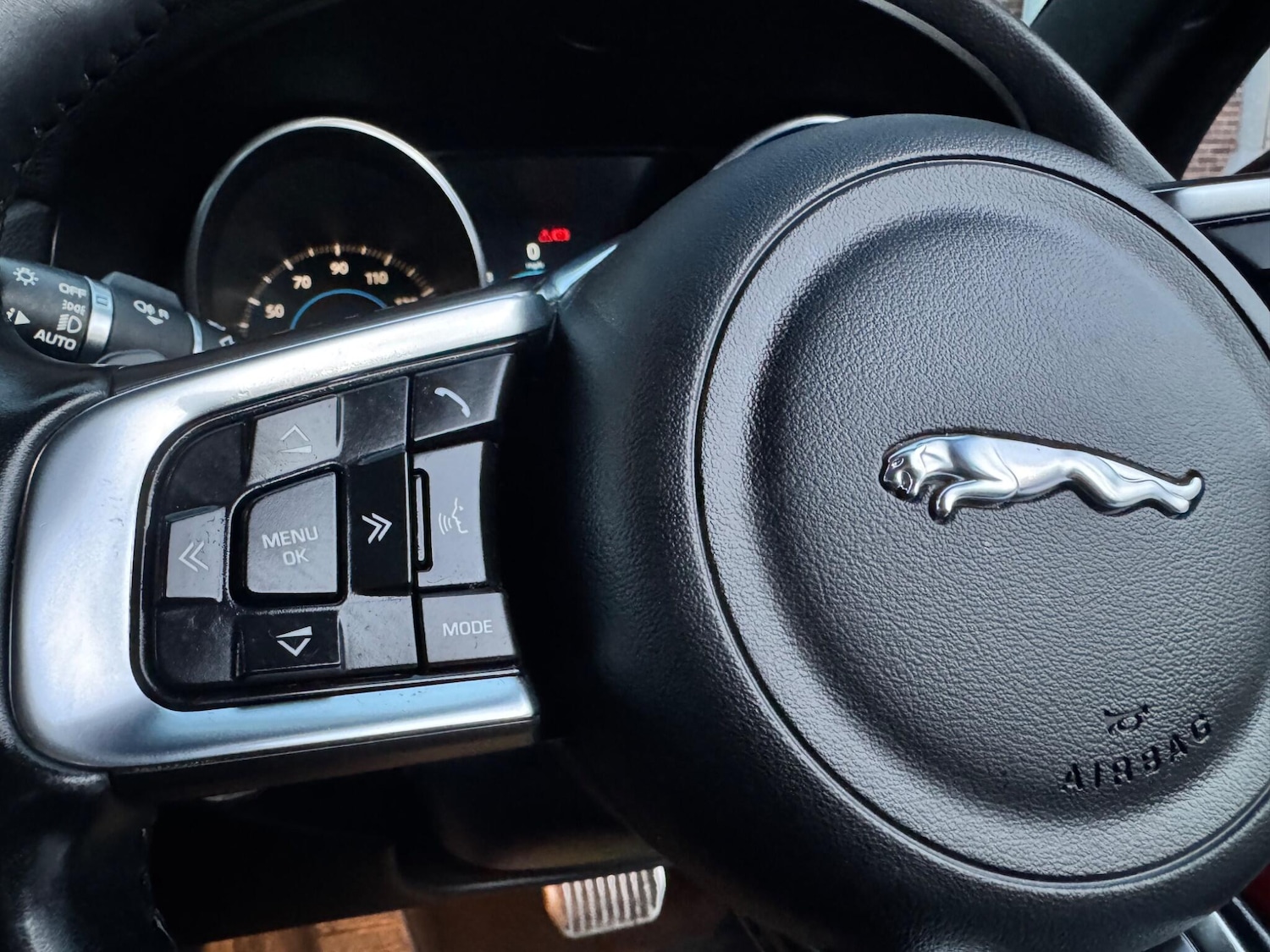 Used Jaguar XF 2017 for sale - 76886551: Photo 48