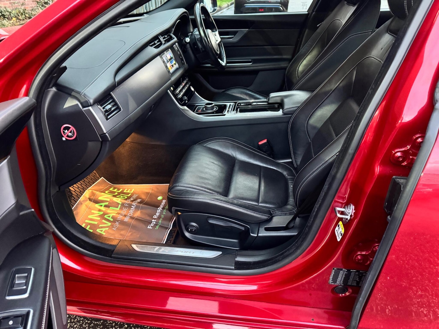 Used Jaguar XF 2017 for sale - 76886551: Photo 49