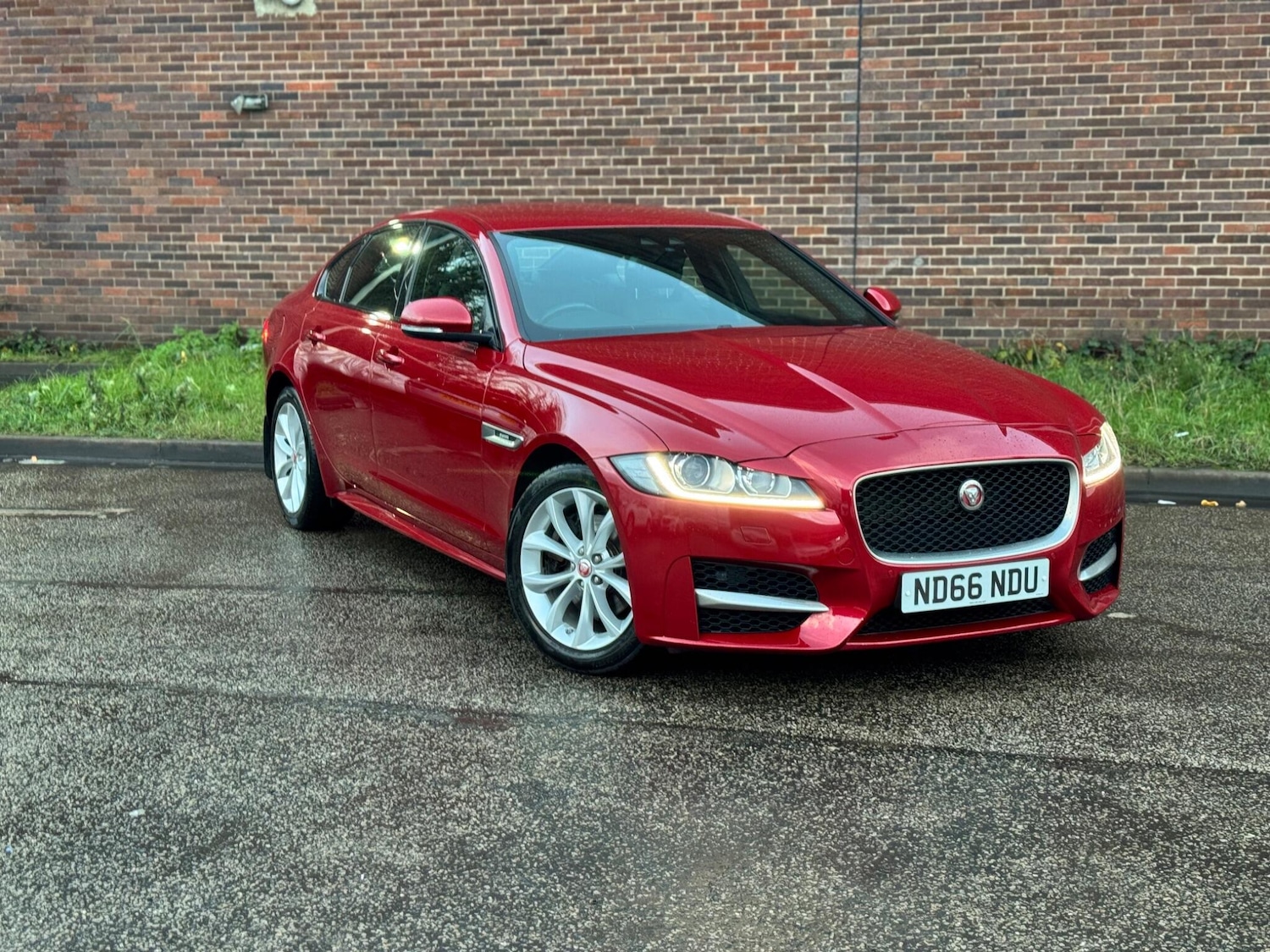 Used Jaguar XF 2017 for sale - 76886551: Photo 7