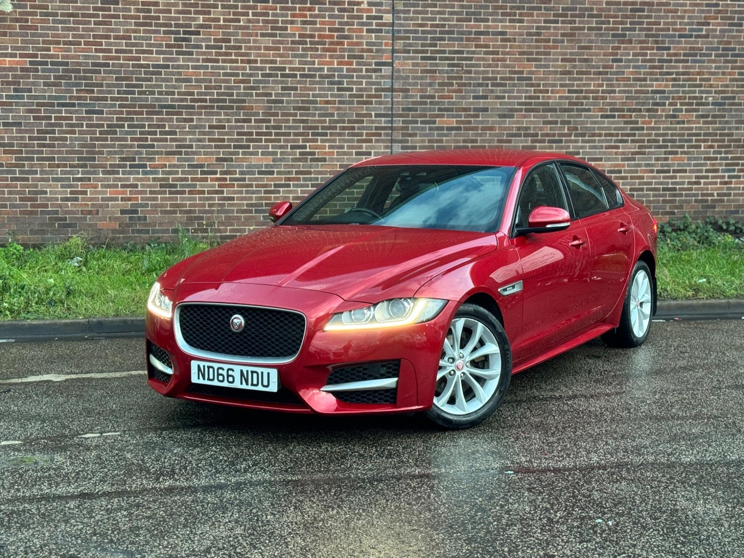 Used Jaguar XF 2017 for sale - 76886551: Photo 9